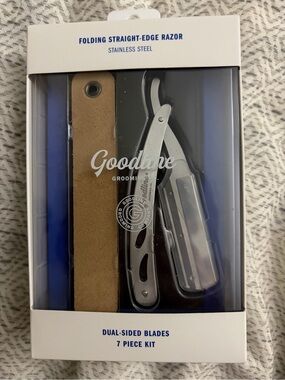 Folding Straight-Edge Razor Kit and replacement razors